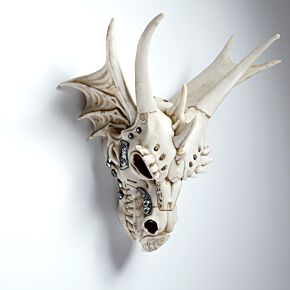 Teschio di Drago con Decorazioni Metalliche