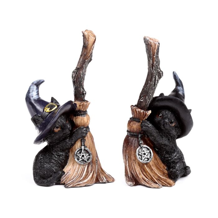 Gatto Nero con Cappello da Strega e Scopa Magica