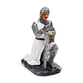 Cavaliere Crociate in Ginocchio con Spada & Elmetto